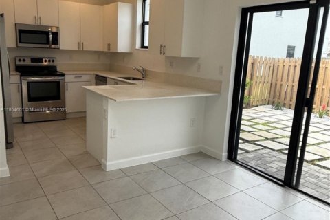 Adosado en alquiler en Homestead, Florida, 3 dormitorios, 162.58 m2 № 2054412 - foto 7