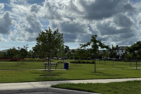 Adosado en alquiler en Homestead, Florida, 3 dormitorios, 162.58 m2 № 2054412 - foto 10