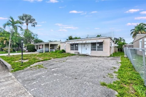Casa en venta en Oakland Park, Florida, 2 dormitorios, 101.82 m2 № 2039198 - foto 2