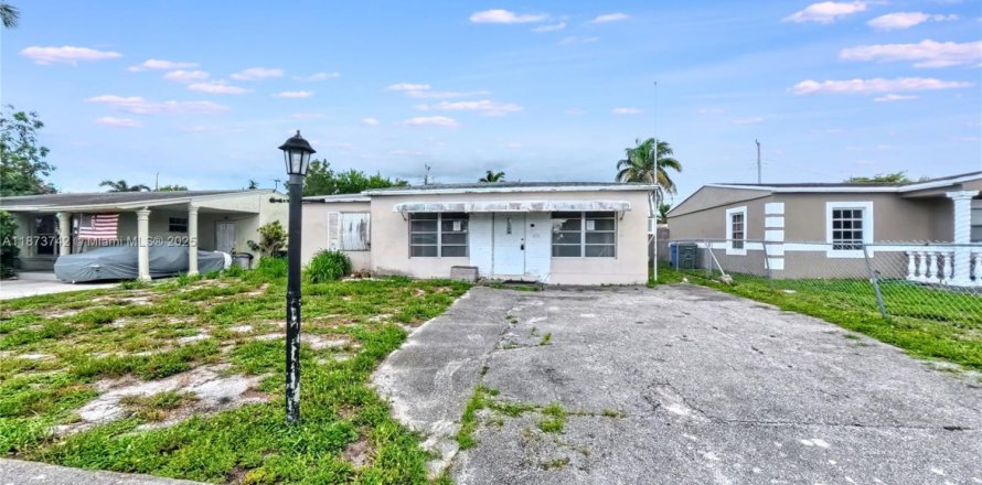 Casa en Oakland Park, Florida 2 dormitorios, 101.82 m2 № 2039198