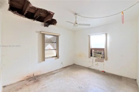 Casa en venta en Oakland Park, Florida, 2 dormitorios, 101.82 m2 № 2039198 - foto 11