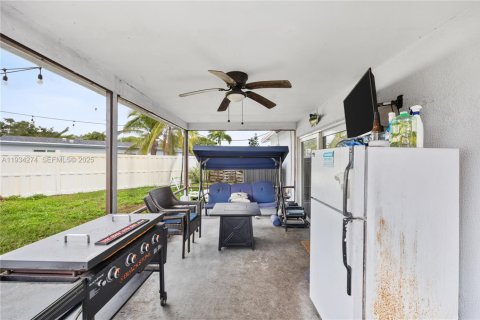 Villa ou maison à vendre à Sunrise, Floride: 2 chambres, 97.27 m2 № 1992488 - photo 6