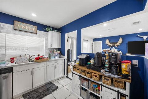 Villa ou maison à vendre à Sunrise, Floride: 2 chambres, 97.27 m2 № 1992488 - photo 14