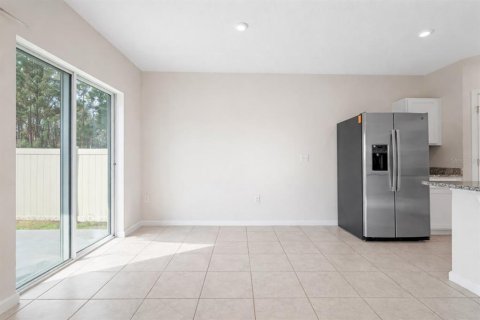 Casa en venta en Haines City, Florida, 4 dormitorios, 158.68 m2 № 2151033 - foto 7