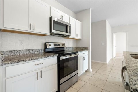 Casa en venta en Haines City, Florida, 4 dormitorios, 158.68 m2 № 2151033 - foto 6