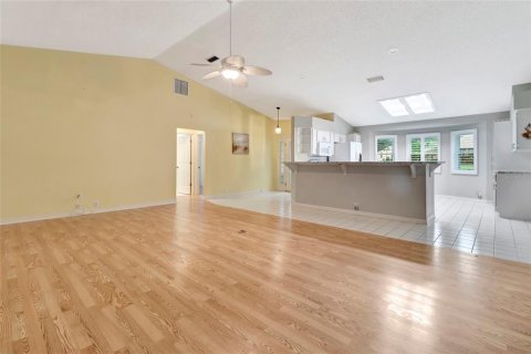 Villa ou maison à vendre à Leesburg, Floride: 3 chambres, 163.42 m2 № 2415452 - photo 6