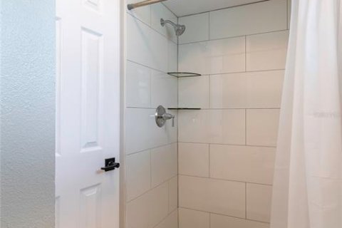 Villa ou maison à vendre à Deltona, Floride: 3 chambres, 112.13 m2 № 2410553 - photo 11