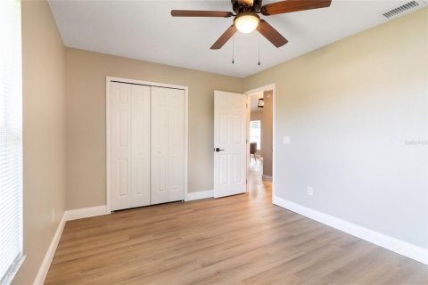 Villa ou maison à vendre à Deltona, Floride: 3 chambres, 112.13 m2 № 2410553 - photo 13
