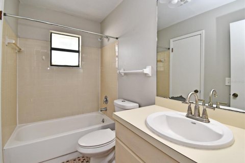 Adosado en alquiler en Winter Park, Florida, 2 dormitorios, 101.45 m2 № 1913926 - foto 8