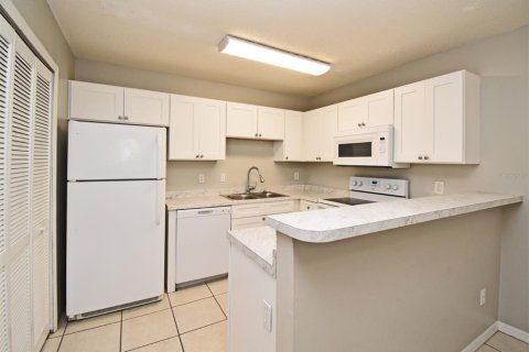 Adosado en alquiler en Winter Park, Florida, 2 dormitorios, 101.45 m2 № 1913926 - foto 6