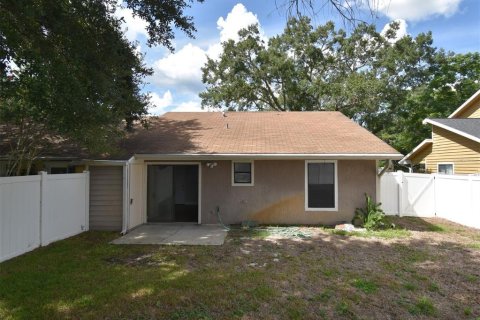 Adosado en alquiler en Winter Park, Florida, 2 dormitorios, 101.45 m2 № 1913926 - foto 1