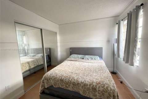 Copropriété à louer à Miami, Floride: 2 chambres, 88.07 m2 № 1941171 - photo 11