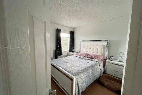 Copropriété à louer à Miami, Floride: 2 chambres, 88.07 m2 № 1941171 - photo 8