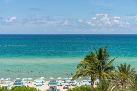 Снять в аренду кондоминиум в Майами-Бич, Флорида 1 спальня, 61.5м2, № 2014972 - фото 19