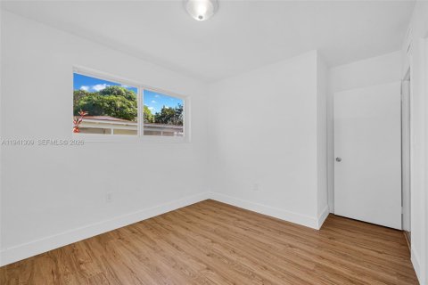 Villa ou maison à vendre à Plantation, Floride: 4 chambres, 131.18 m2 № 1998561 - photo 13