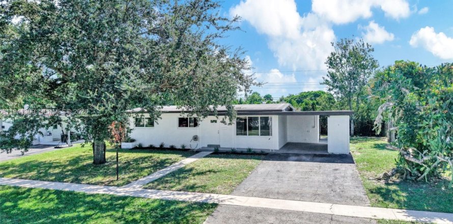 Villa ou maison à Plantation, Floride 4 chambres, 131.18 m2 № 1998561