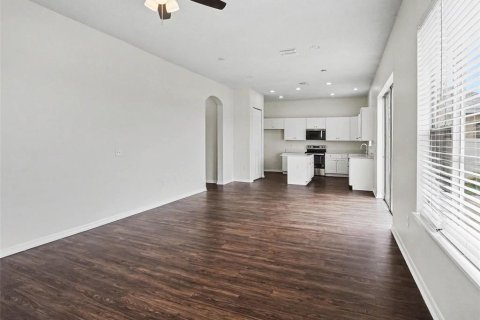 Villa ou maison à vendre à Orlando, Floride: 4 chambres, 245.35 m2 № 2197264 - photo 4
