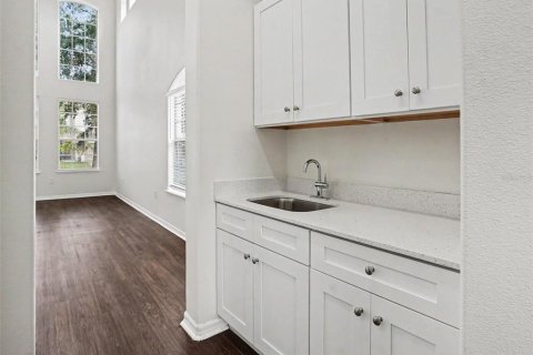 Villa ou maison à vendre à Orlando, Floride: 4 chambres, 245.35 m2 № 2197264 - photo 9