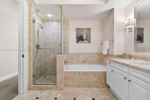 Copropriété à louer à Miami, Floride: 2 chambres, 162.3 m2 № 1753708 - photo 16