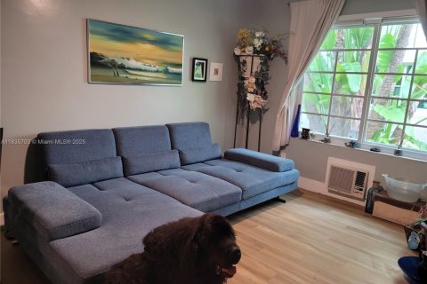 Condo in Miami Beach, Florida, 1 bedroom  № 1818580 - photo 5