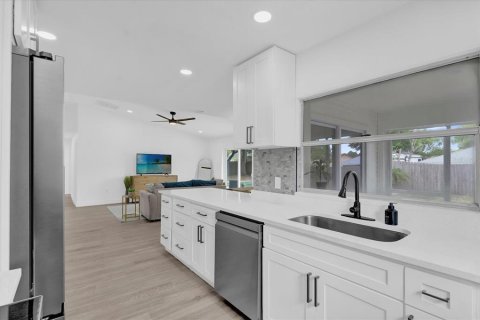 Casa en venta en Longwood, Florida, 3 dormitorios, 131.64 m2 № 1852610 - foto 7