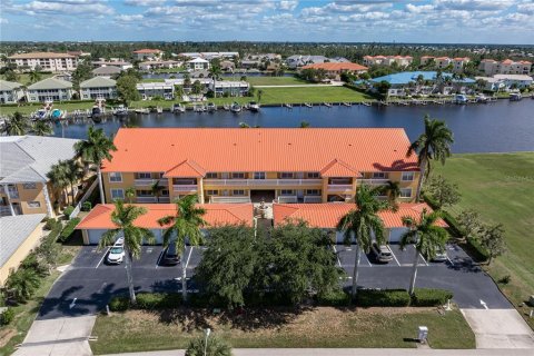 Condo à Punta Gorda, Floride, 3 chambres № 2438431
