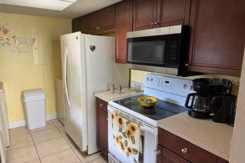 Condo in Orlando, Florida, 3 bedrooms  № 1910313 - photo 7
