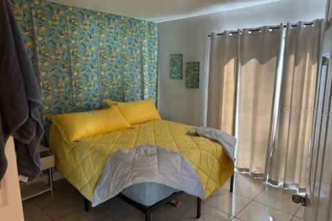 Condo in Orlando, Florida, 3 bedrooms  № 1910313 - photo 10