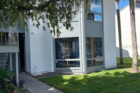 Condo in Orlando, Florida, 3 bedrooms  № 1910313 - photo 2