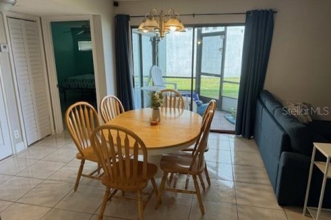 Condo in Orlando, Florida, 3 bedrooms  № 1910313 - photo 4