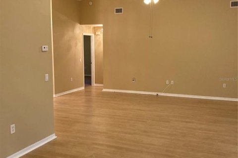 House in Trinity, Florida 2 bedrooms, 155.05 sq.m. № 2236196 - photo 7