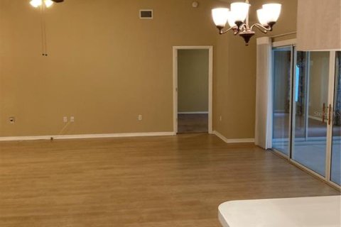 House in Trinity, Florida 2 bedrooms, 155.05 sq.m. № 2236196 - photo 6