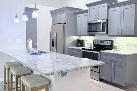 Condominio en alquiler en New Port Richey, Florida, 3 dormitorios, 114.08 m2 № 1873392 - foto 6