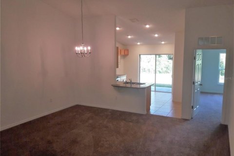Apartamento en alquiler en Palm Coast, Florida, 3 dormitorios, 112.97 m2 № 1915802 - foto 4