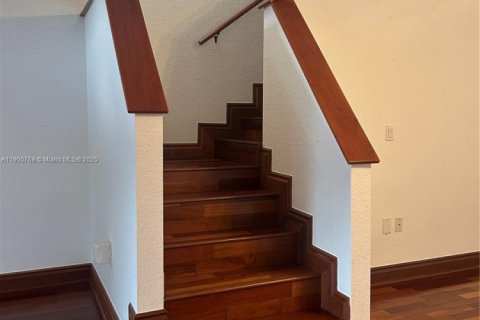 Adosado en alquiler en Miami, Florida, 3 dormitorios, 187.94 m2 № 1952081 - foto 23