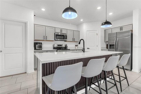 House in Winter Haven, Florida 4 bedrooms, 179.58 sq.m. № 2238055 - photo 6