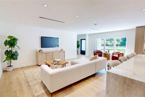 Купить виллу или дом в Корал-Гейблс, Флорида 3 спальни, № 1986317 - фото 7