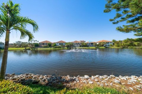 Купить таунхаус в Сент-Питерсберг, Флорида 8 комнат, 153.29м2, № 1567611 - фото 9