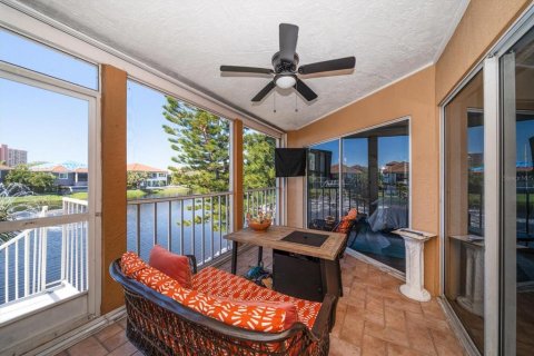 Купить таунхаус в Сент-Питерсберг, Флорида 8 комнат, 153.29м2, № 1567611 - фото 13