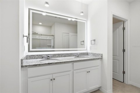 Villa ou maison à vendre à Davenport, Floride: 5 chambres, 234.3 m2 № 2347352 - photo 16