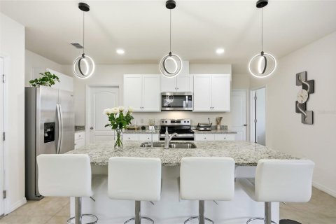 Villa ou maison à vendre à Davenport, Floride: 5 chambres, 234.3 m2 № 2347352 - photo 9