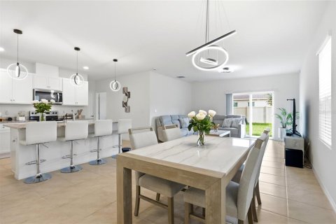 Villa ou maison à vendre à Davenport, Floride: 5 chambres, 234.3 m2 № 2347352 - photo 12