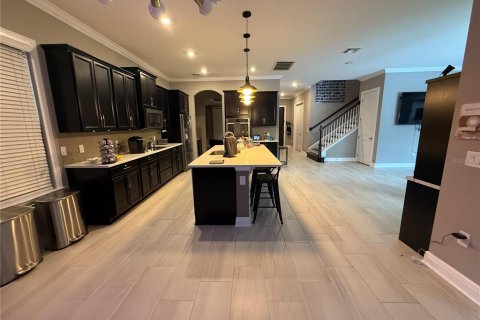 House in Winter Garden, Florida 5 bedrooms, 362.04 sq.m. № 1907897 - photo 8