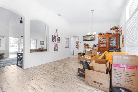 House in Fish Hawk, Florida 4 bedrooms, 232.07 sq.m. № 2354522 - photo 15