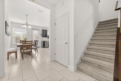 Touwnhouse à louer à Windermere, Floride: 3 chambres, 157.93 m2 № 2167773 - photo 13