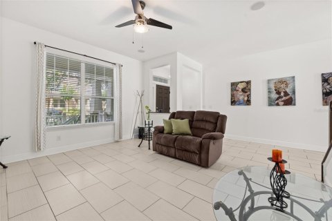 Touwnhouse à louer à Windermere, Floride: 3 chambres, 157.93 m2 № 2167773 - photo 10