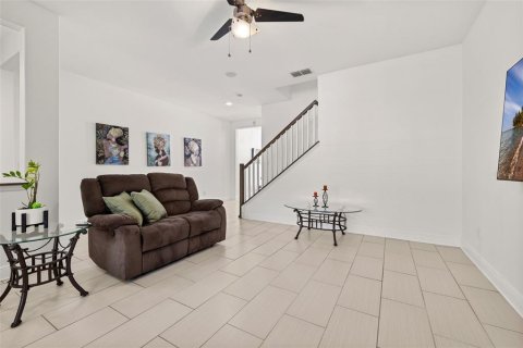 Touwnhouse à louer à Windermere, Floride: 3 chambres, 157.93 m2 № 2167773 - photo 12