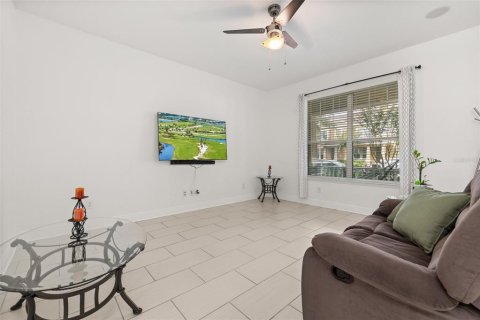 Touwnhouse à louer à Windermere, Floride: 3 chambres, 157.93 m2 № 2167773 - photo 9