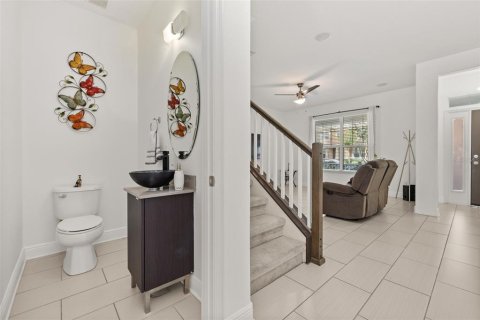 Touwnhouse à louer à Windermere, Floride: 3 chambres, 157.93 m2 № 2167773 - photo 14