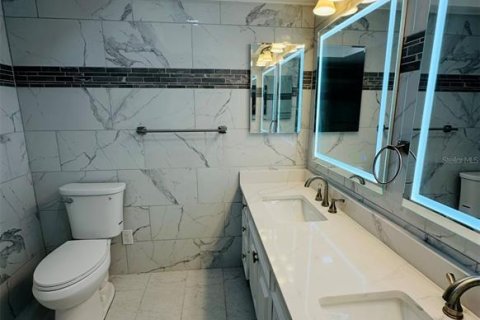 Villa ou maison à louer à Port Charlotte, Floride: 4 chambres, 209.87 m2 № 1769509 - photo 10